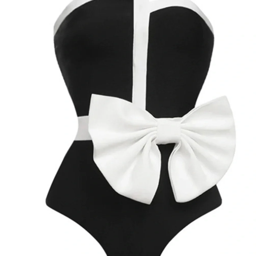 Stylish Black and White Women’s One Piece NWT small